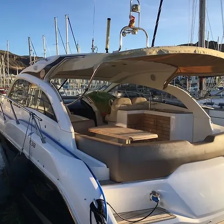 Botel 5* Mogan Yacht Xperience 3*