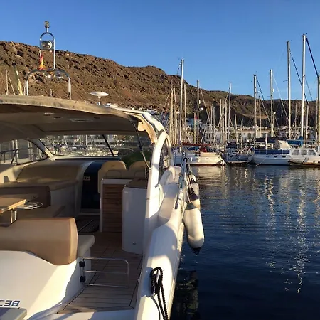 5* Mogan Yacht Xperience Hotel en barco