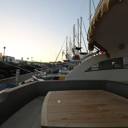 Hotel en barco 5* Mogan Yacht Xperience 3*