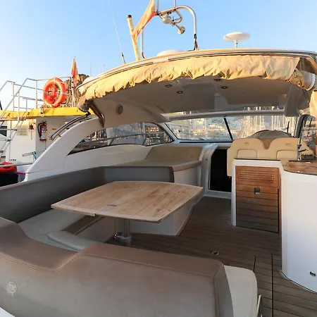 5* Mogan Yacht Xperience Hotel en barco 3*